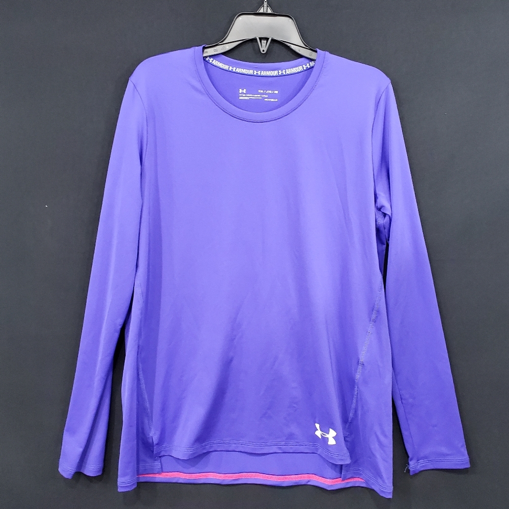 🆕️ Under armour tee